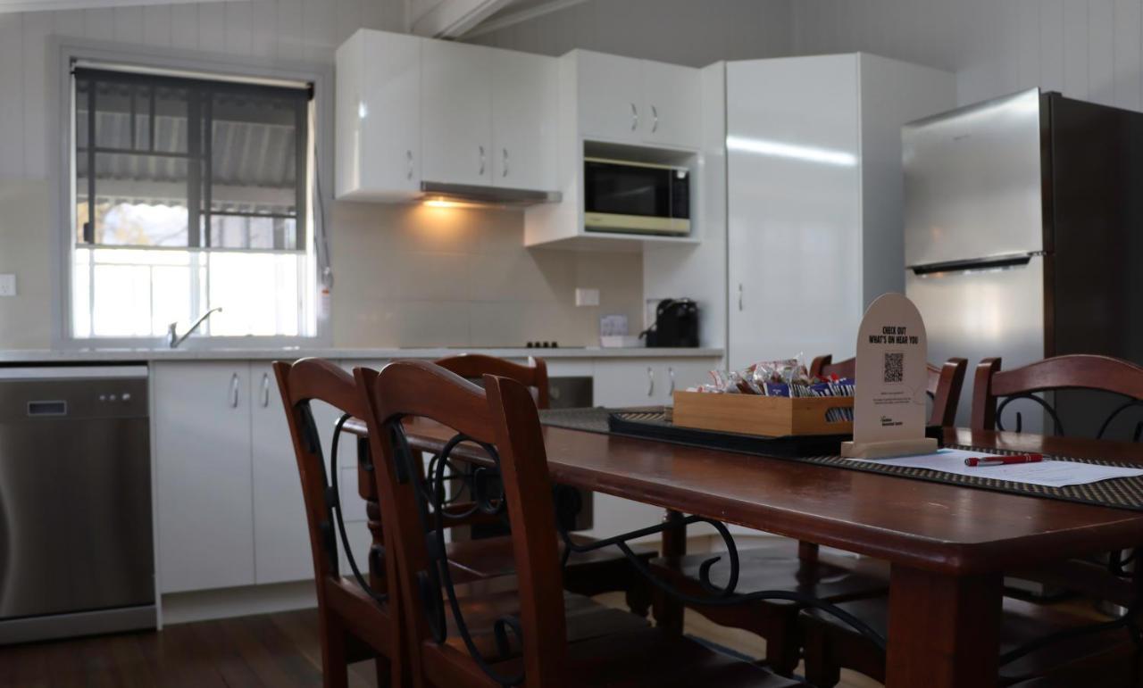 Apple Blossom Cottages Станторп Екстер'єр фото